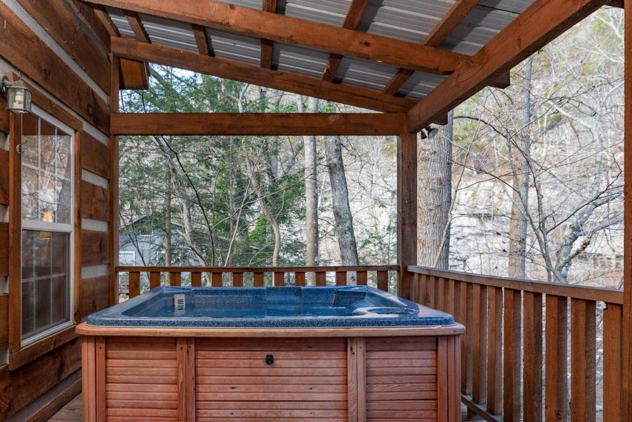 Down By The River W/ Riverfront Hot Tub Townsend Exterior photo