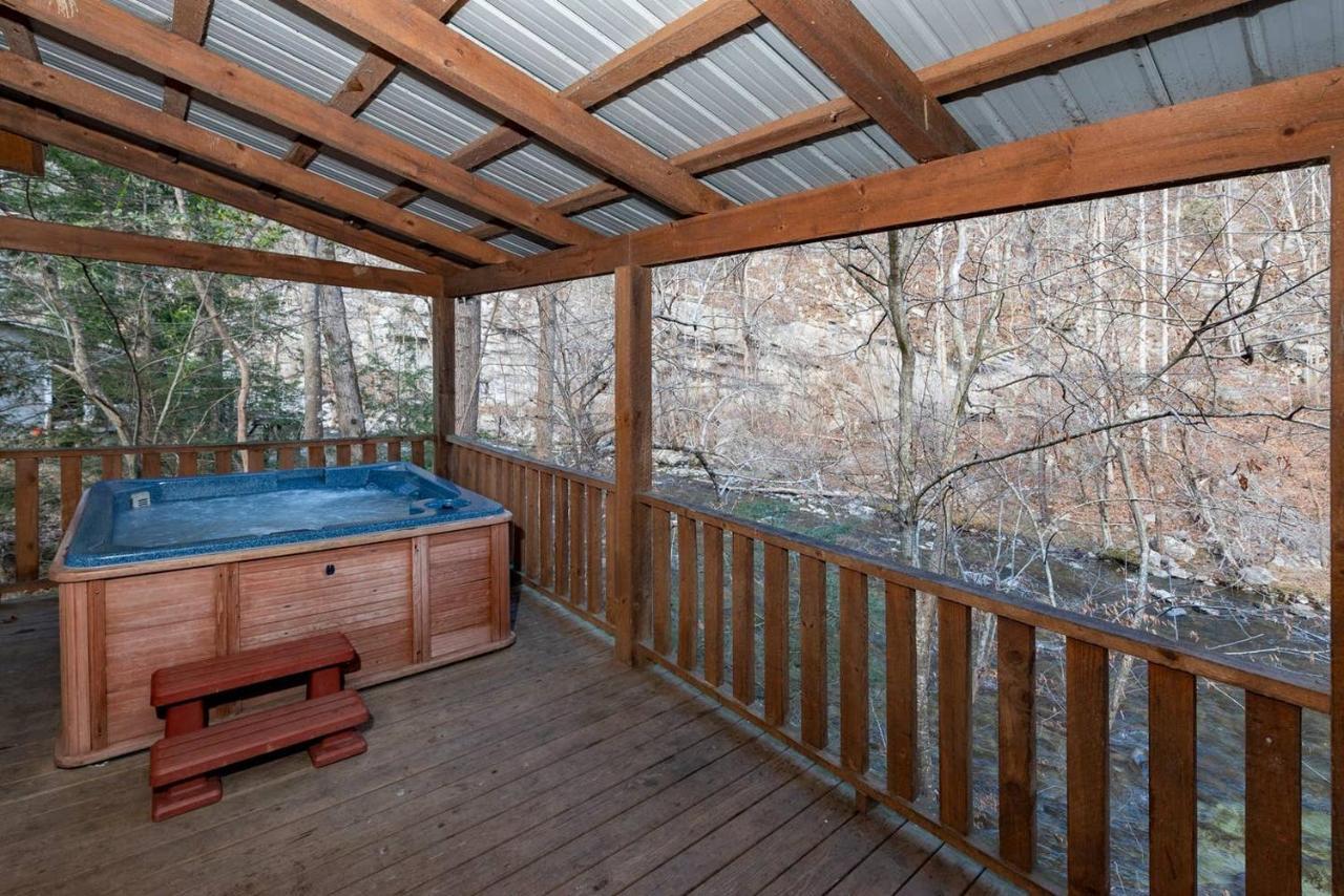 Down By The River W/ Riverfront Hot Tub Townsend Exterior photo